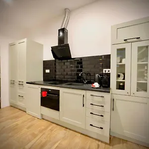 apartament-towarowa-port-iii-kolobrzeg.kolobrzeghotels.com/