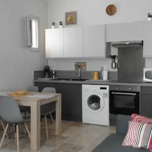 Apartment St Remy De Provence Proche Centre - Parking Prive